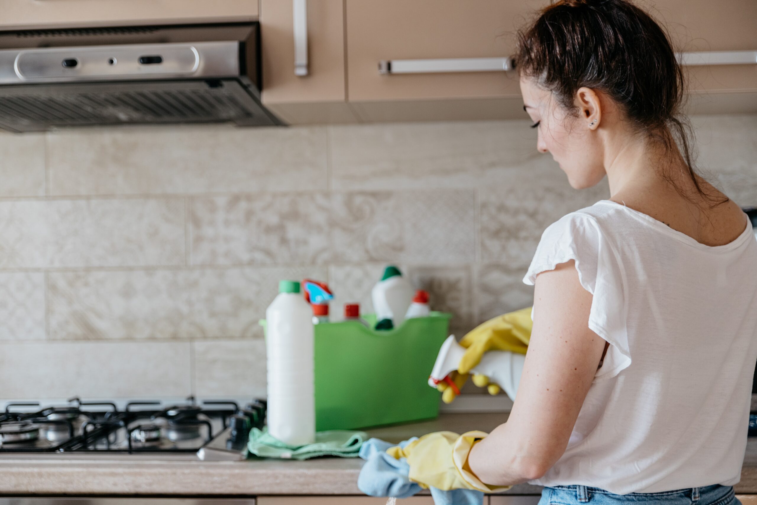 kitchen deep cleaning